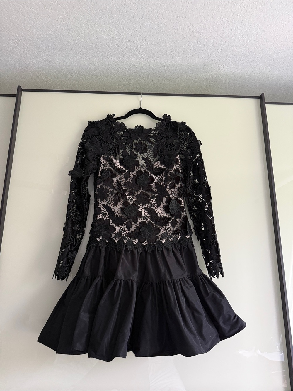 ANTONIO MELANI Black Floral Lace Long-Sleeve Mini Dress